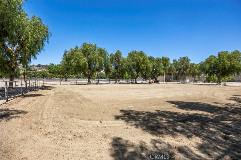 37055 De Portola Rd Property Photo 8