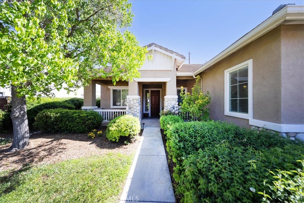 41670 Grand View Property Photo 4