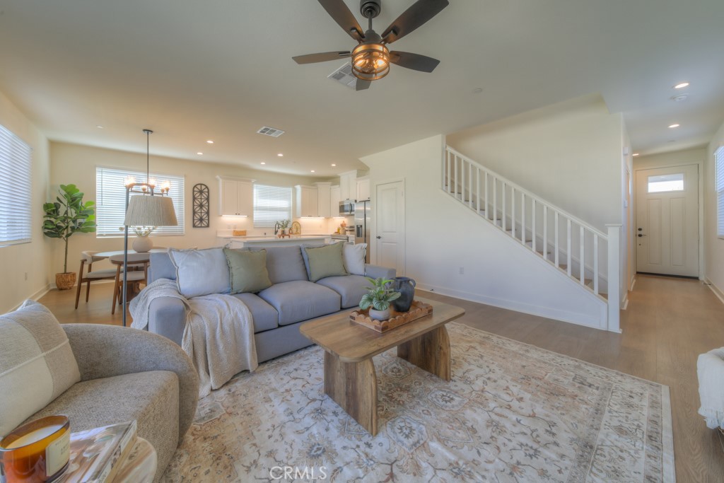 34524 Carnation Court Property Photo 8