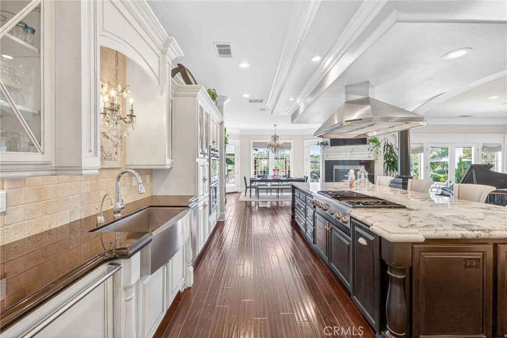 41515 Via Del Monte Property Photo 16
