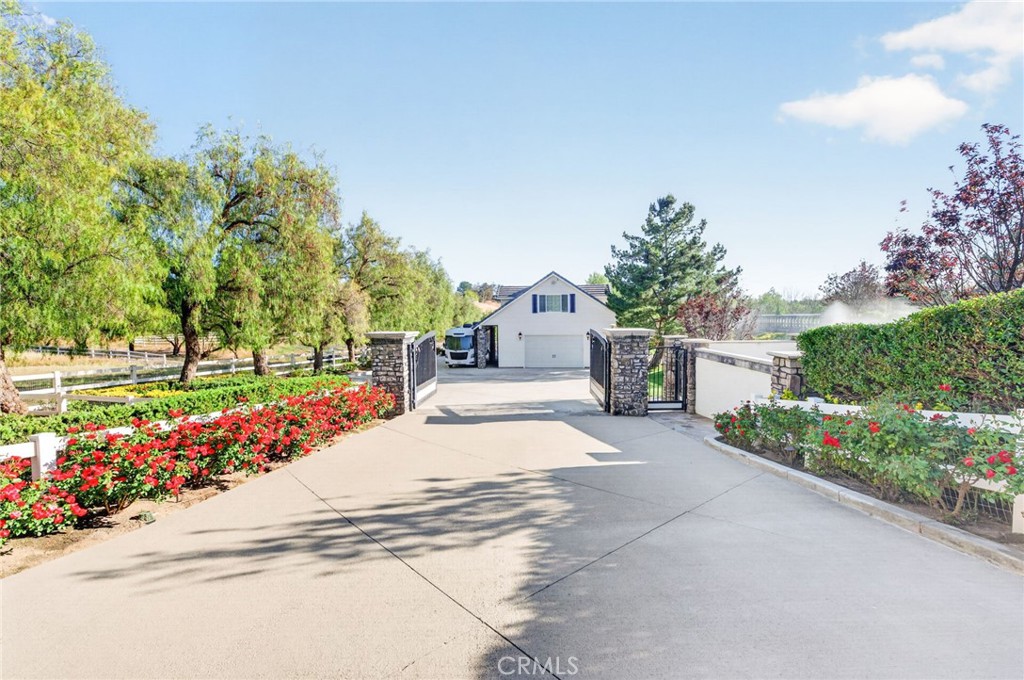41515 Via Del Monte Property Photo 42
