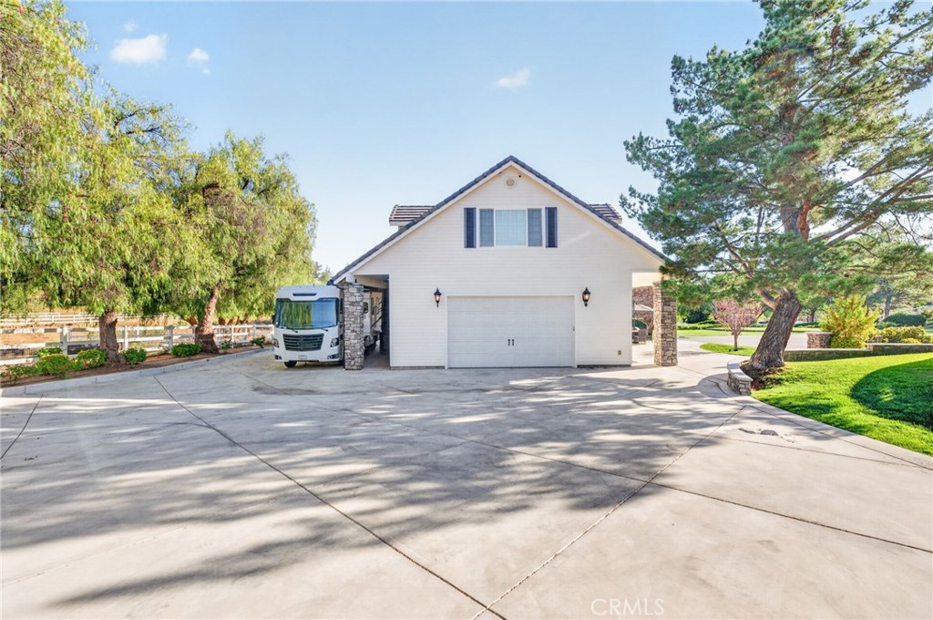 41515 Via Del Monte Property Photo 43