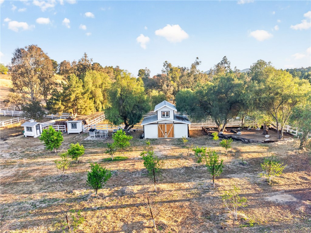 41515 Via Del Monte Property Photo 57