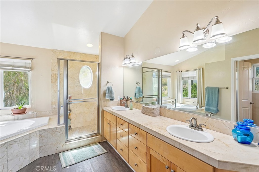 41577 Rolling Hills Property Photo 19