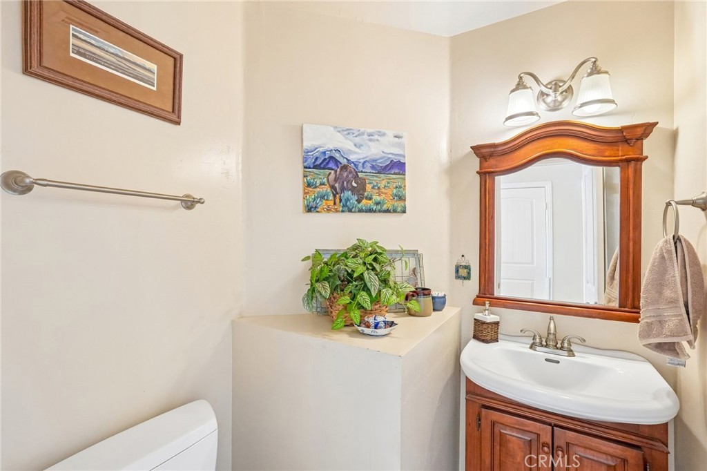 41577 Rolling Hills Property Photo 22