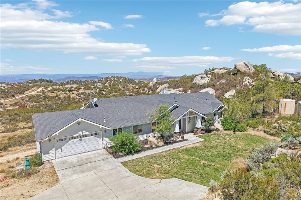 41577 Rolling Hills Property Photo 41