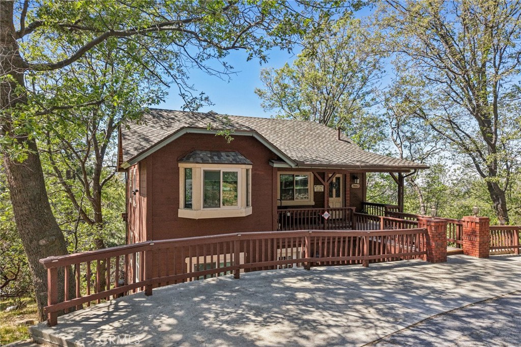 28662 Zion Drive Property Photo 4