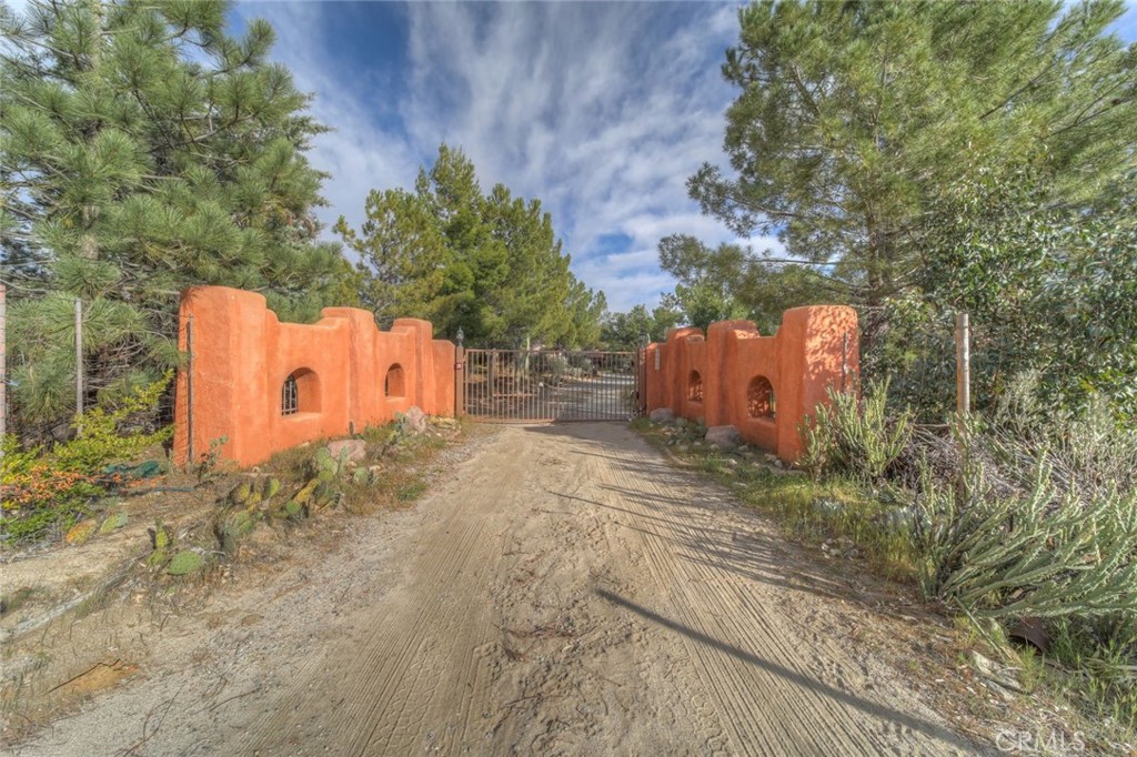 37440 Old Forest Property Photo 1