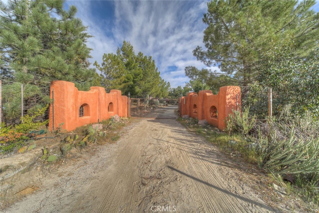 37440 Old Forest Property Photo 1