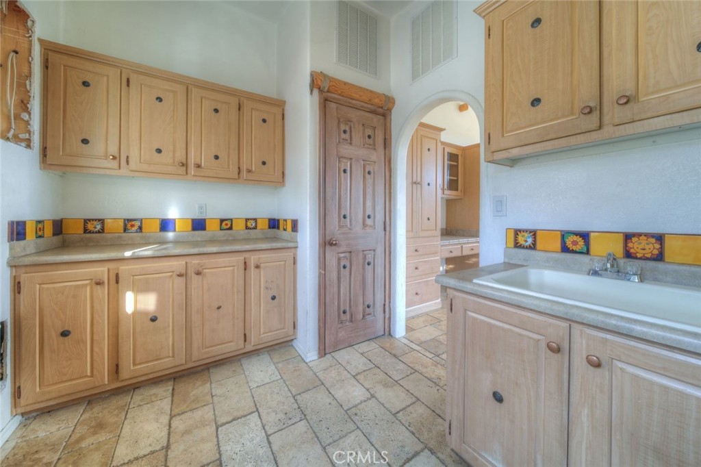 37440 Old Forest Property Photo 46