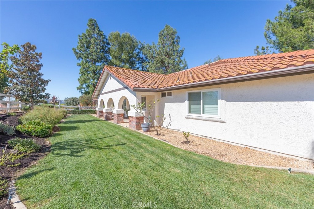 40265 Paseo Sereno Property Photo 6
