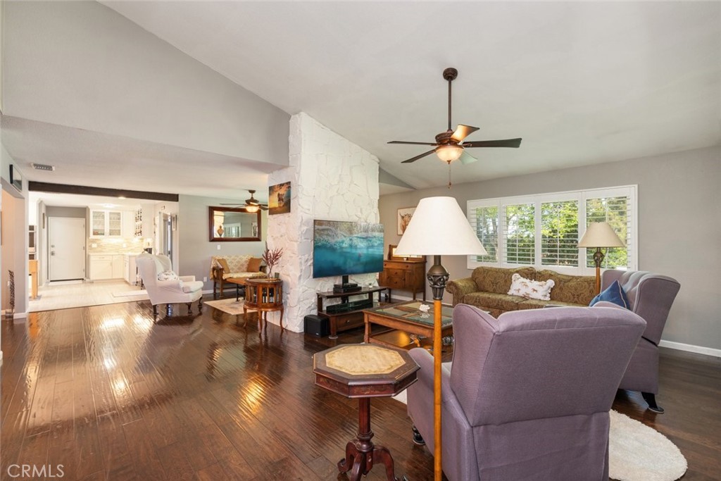 40265 Paseo Sereno Property Photo 10