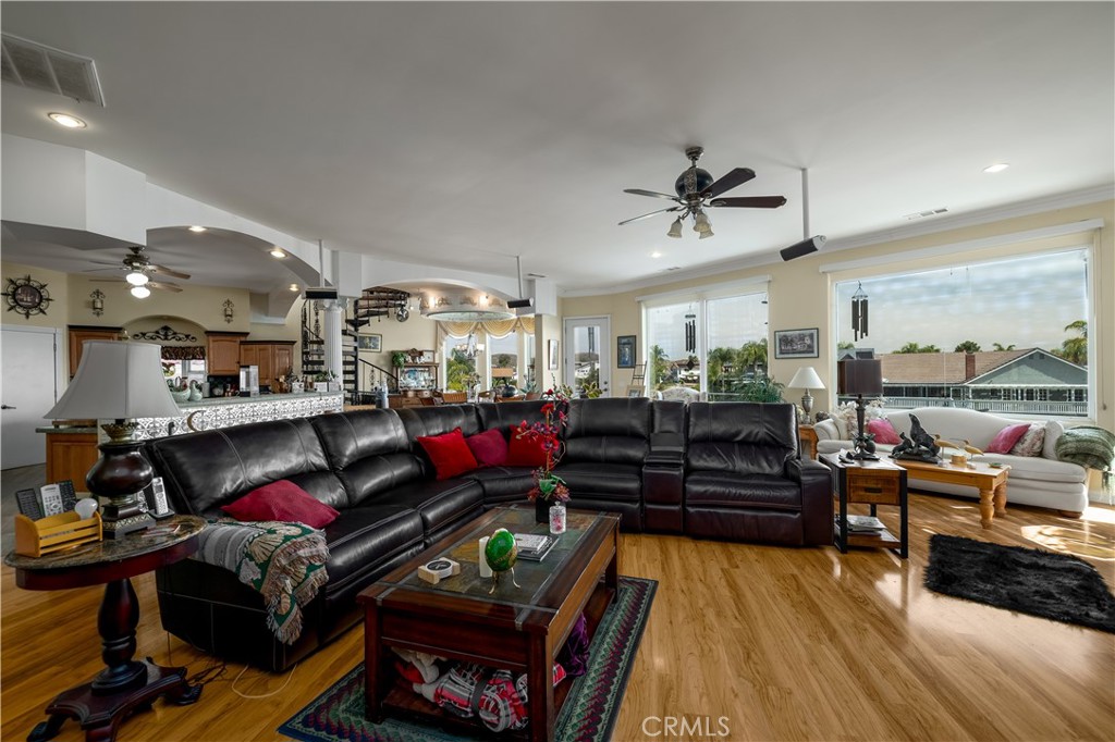 30594 Longhorn Drive Property Photo 8