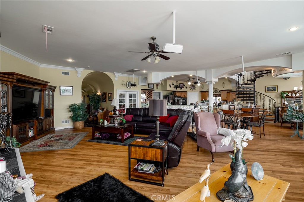 30594 Longhorn Drive Property Photo 9