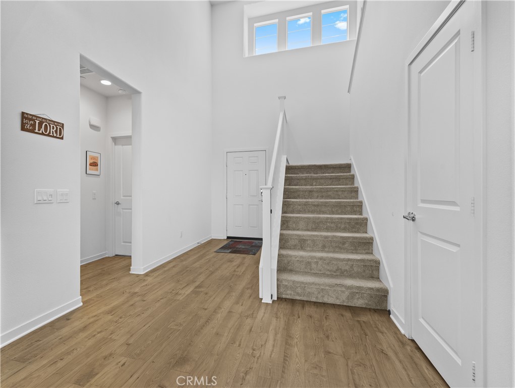 36780 Arietta Way Property Photo 4