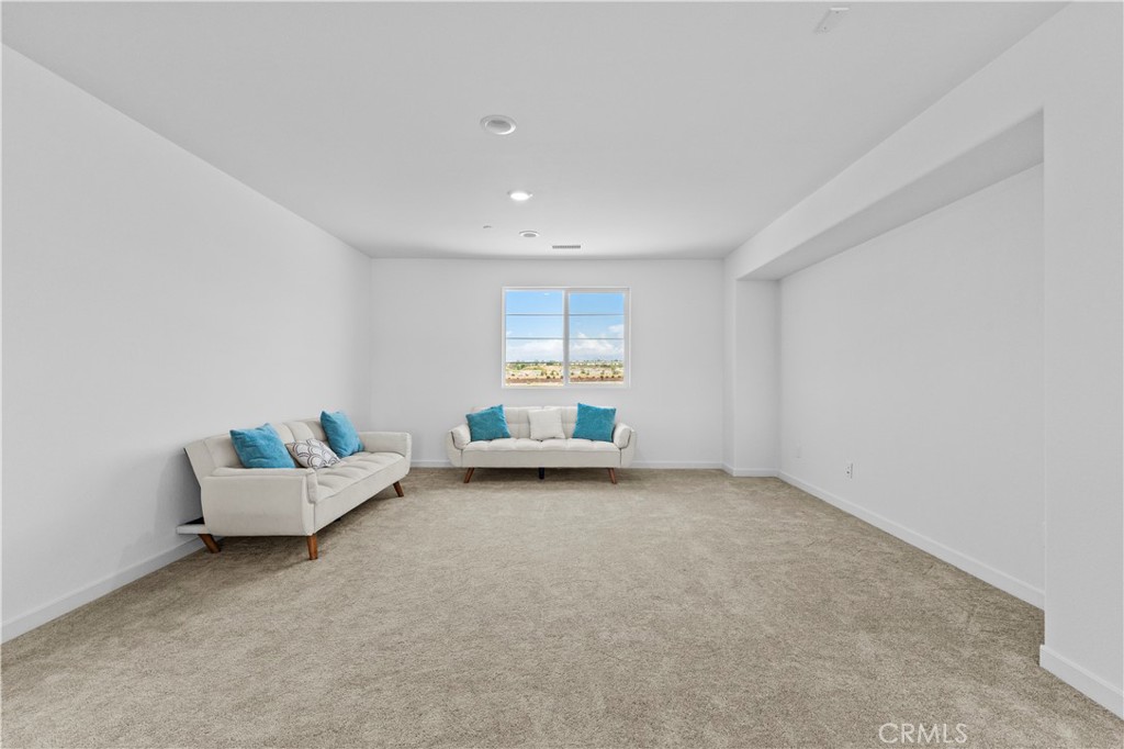36780 Arietta Way Property Photo 18