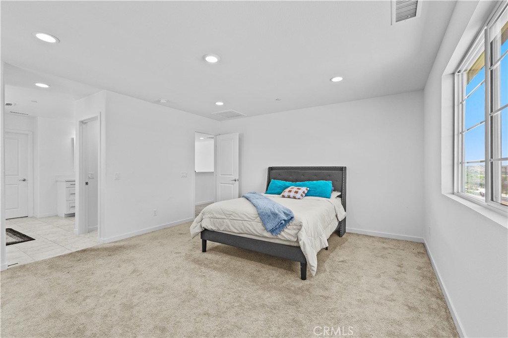 36780 Arietta Way Property Photo 23