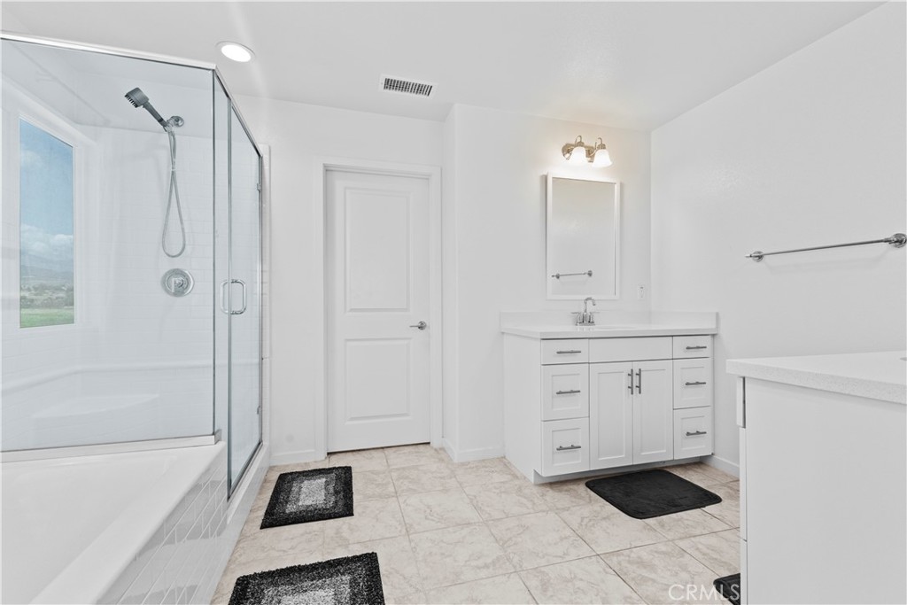 36780 Arietta Way Property Photo 24
