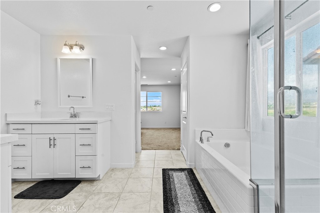 36780 Arietta Way Property Photo 27