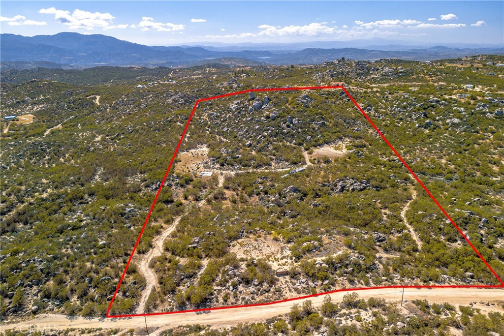 44485 Tule Valley Property Photo 2