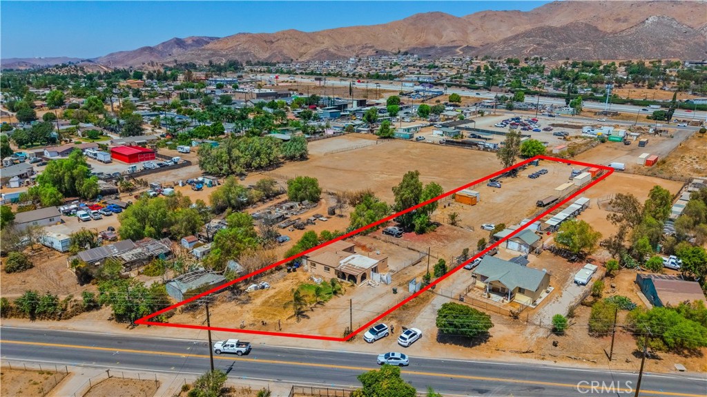 7081 Valley Way Property Photo 1