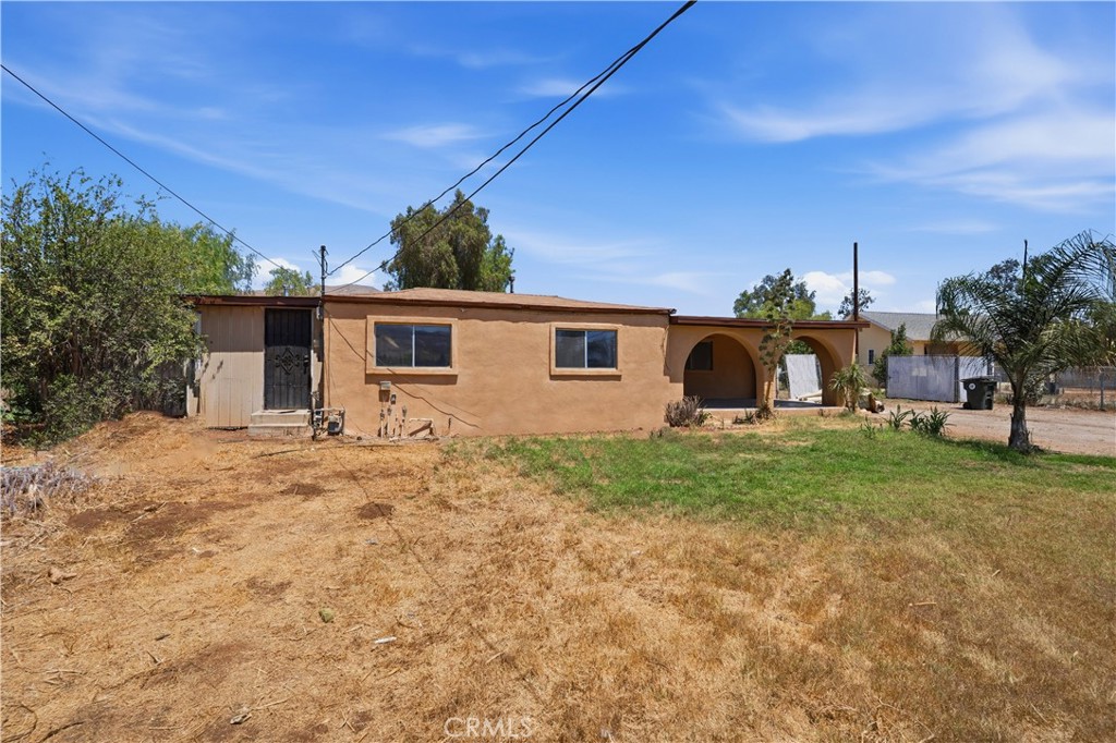 7081 Valley Way Property Photo 2