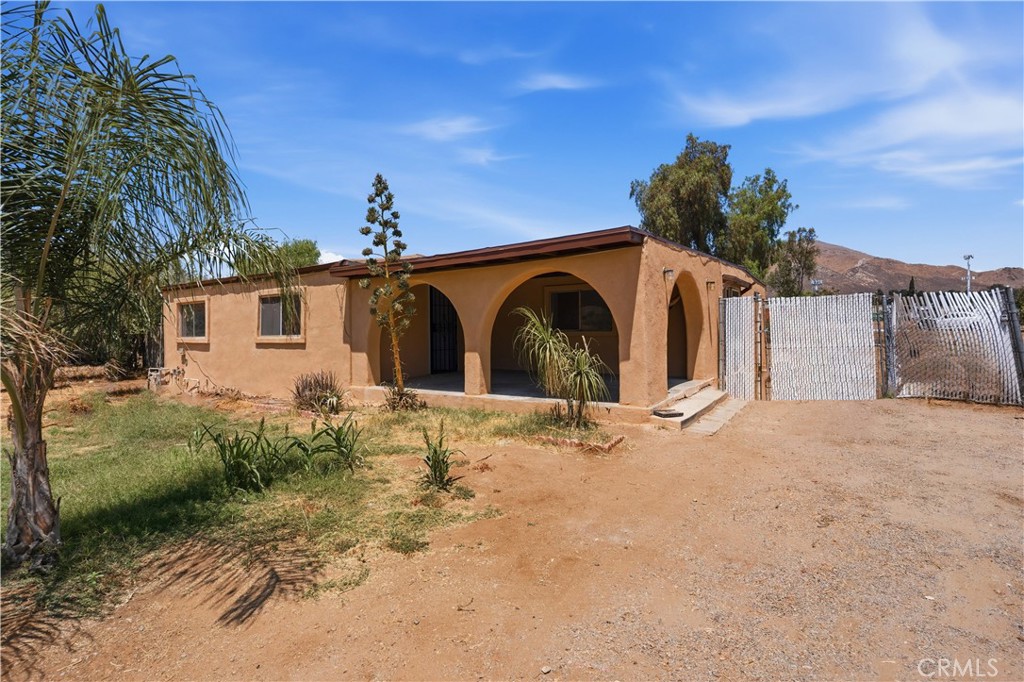 7081 Valley Way Property Photo 6