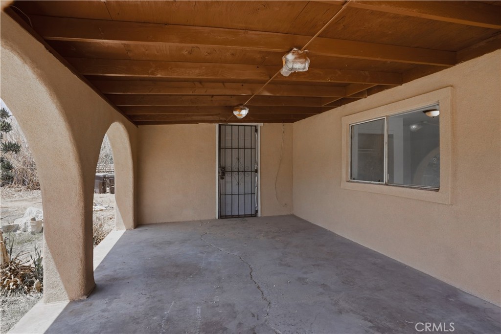 7081 Valley Way Property Photo 7