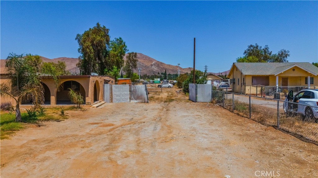 7081 Valley Way Property Photo 23