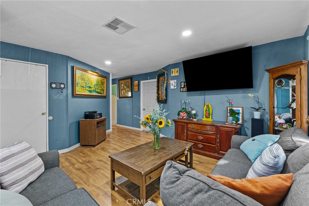 38942 Jubilee Way Property Photo 11