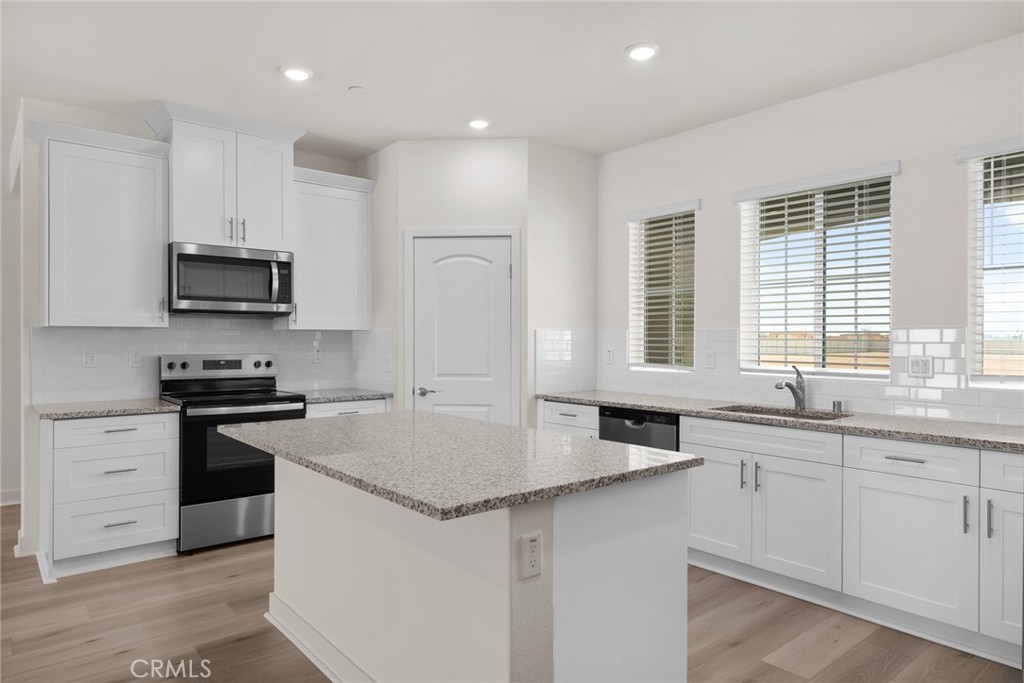 14550 Indigo Property Photo 3