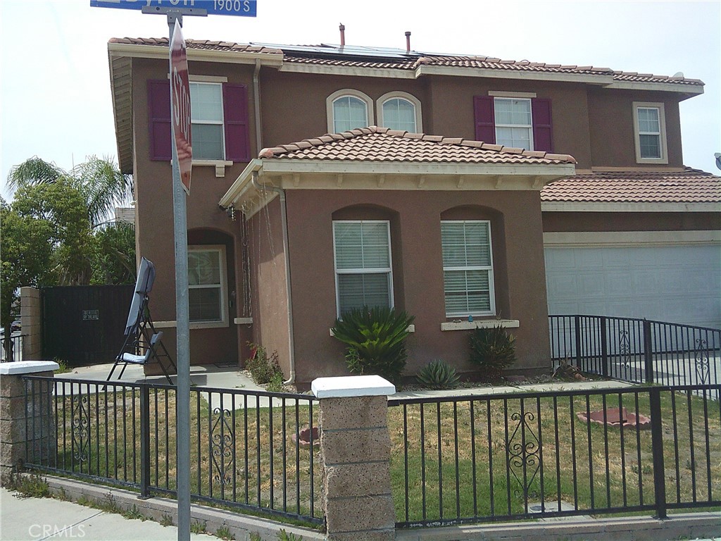 1922 Byron Street Property Photo 2