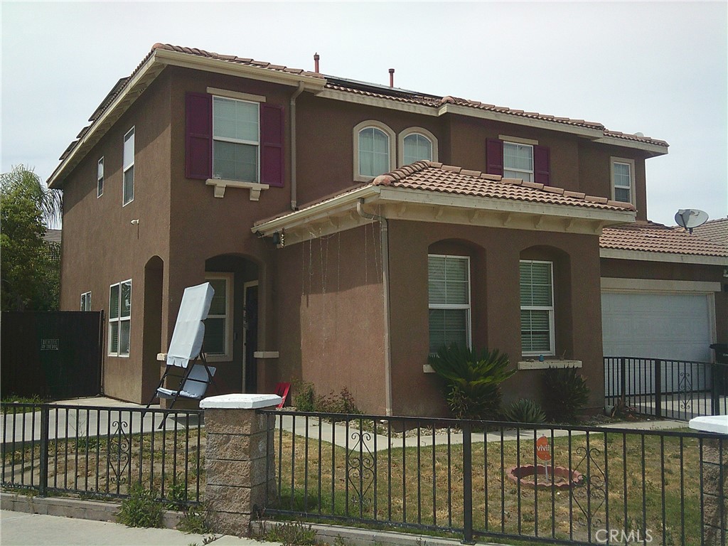 1922 Byron Street Property Photo 3