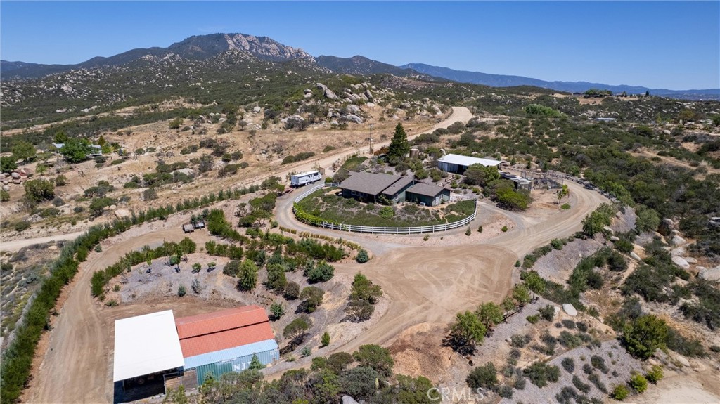 40230 Crazy Horse Canyon Road Property Photo 3