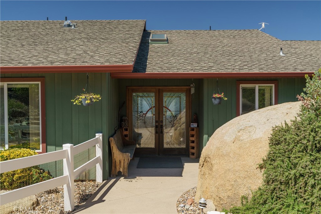 40230 Crazy Horse Canyon Road Property Photo 6