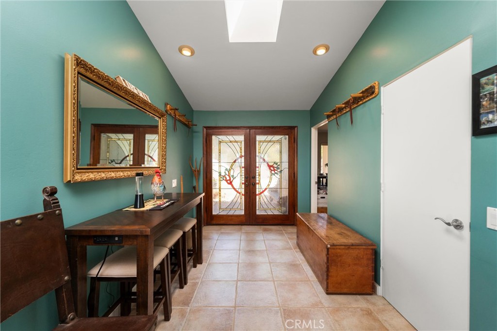 40230 Crazy Horse Canyon Road Property Photo 10