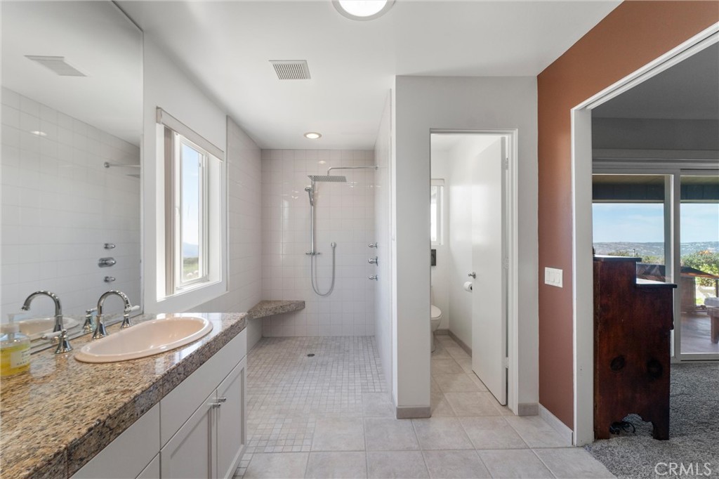 40230 Crazy Horse Canyon Road Property Photo 30