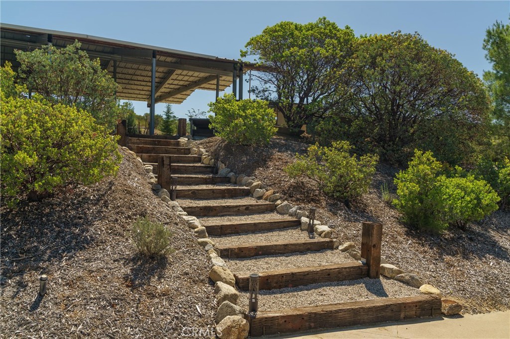 40230 Crazy Horse Canyon Road Property Photo 44