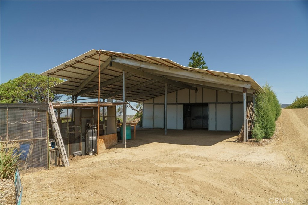 40230 Crazy Horse Canyon Road Property Photo 46