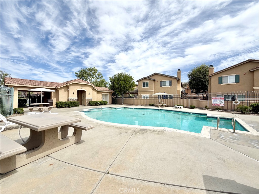26092 Mayfield Union Way B Property Photo 44
