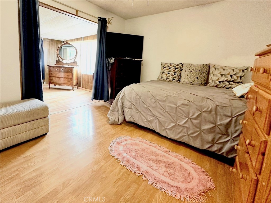 200 Mary Lane Property Photo 9