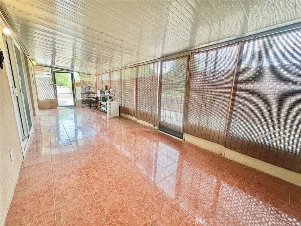 200 Mary Lane Property Photo 10
