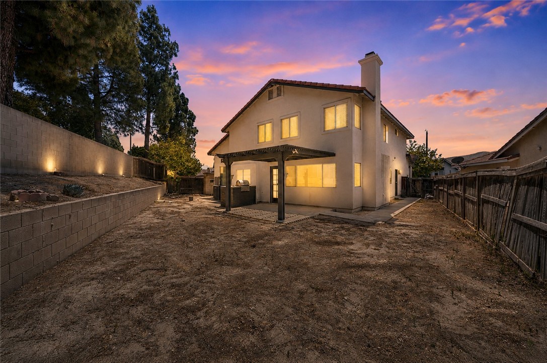13734 Hillcrest Property Photo 10