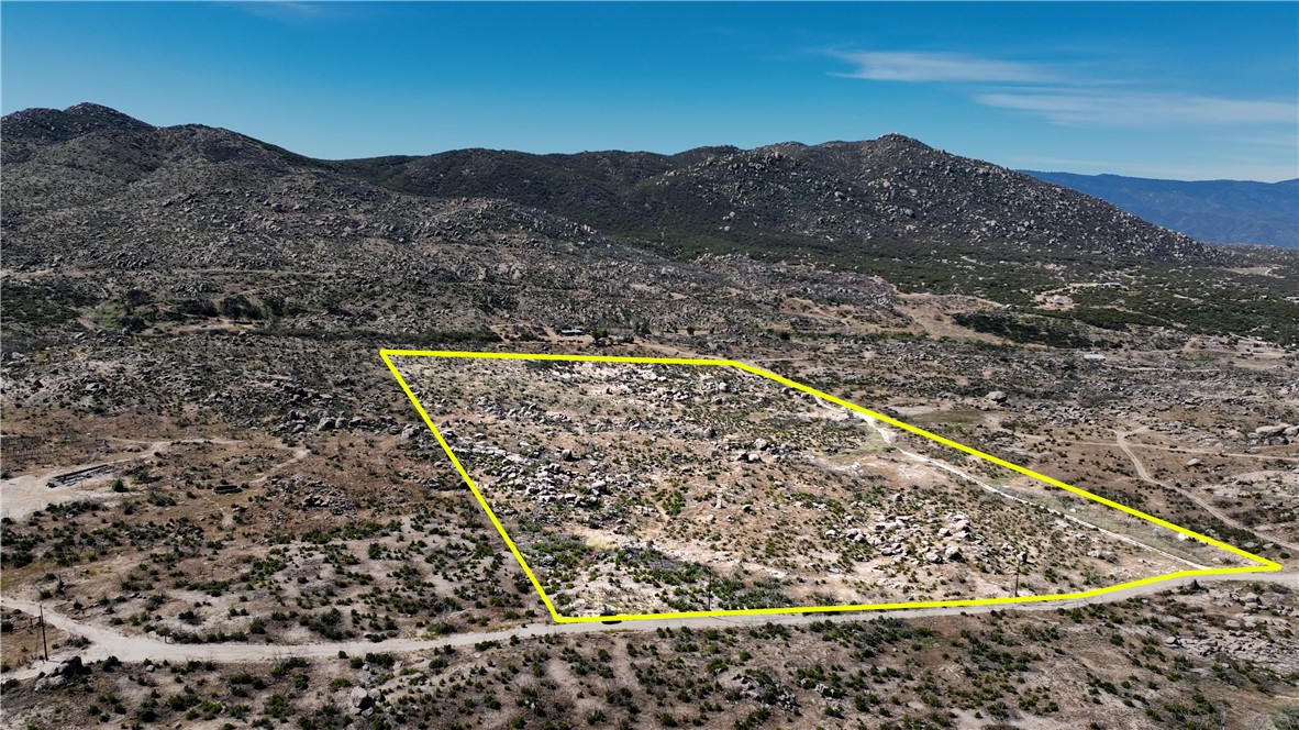 1 Tule Peak Road Property Photo 4