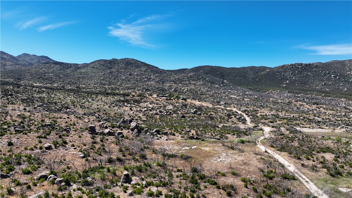 1 Tule Peak Road Property Photo 9