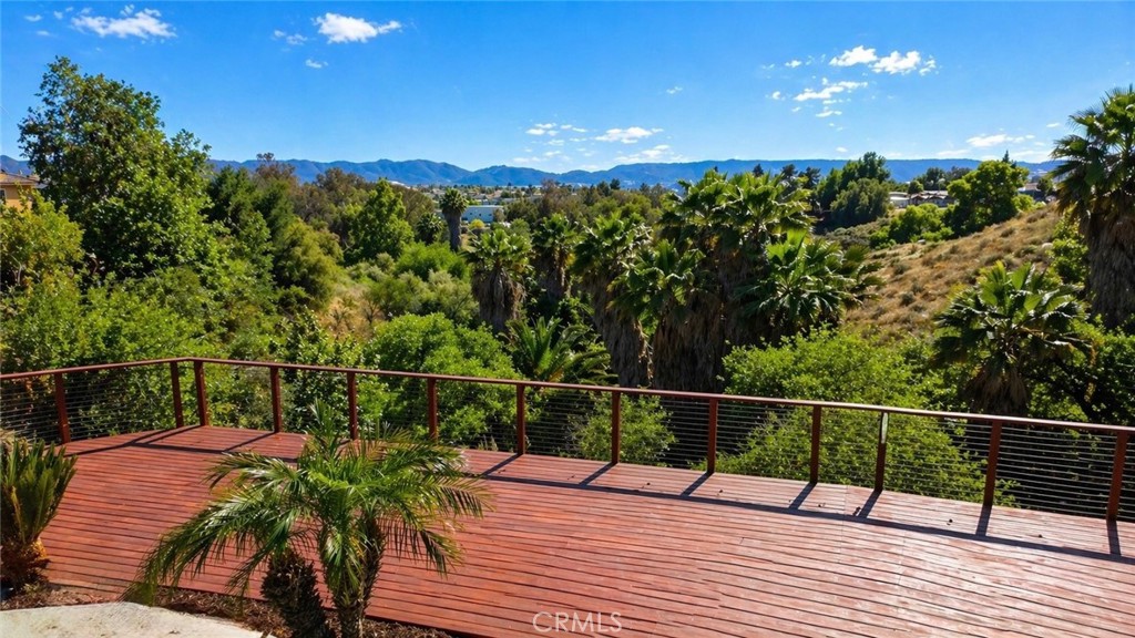 38585 Clearbrook Property Photo