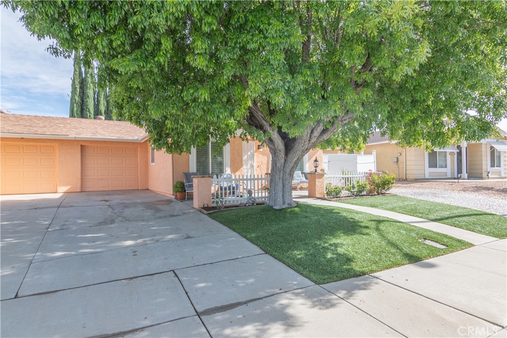 27200 Coronado Property Photo 3