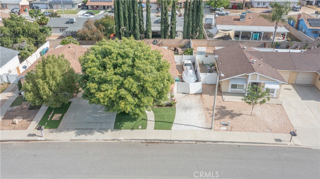 27200 Coronado Property Photo 8