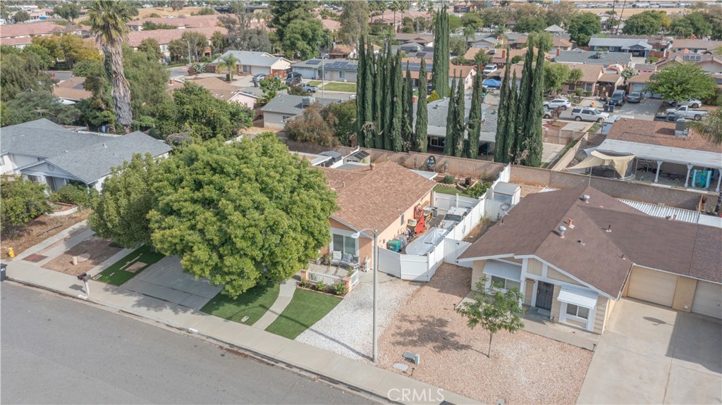 27200 Coronado Property Photo 9