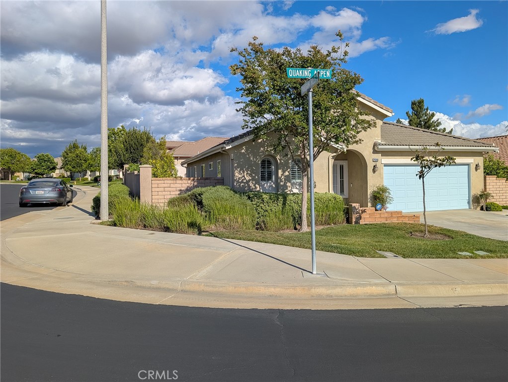 29348 Quaking Aspen Property Photo 1